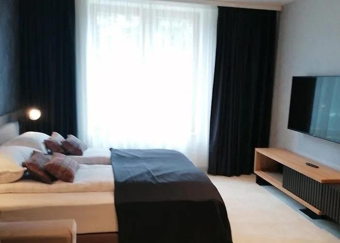 Woodside And Parking 323 Kopaonik011 *